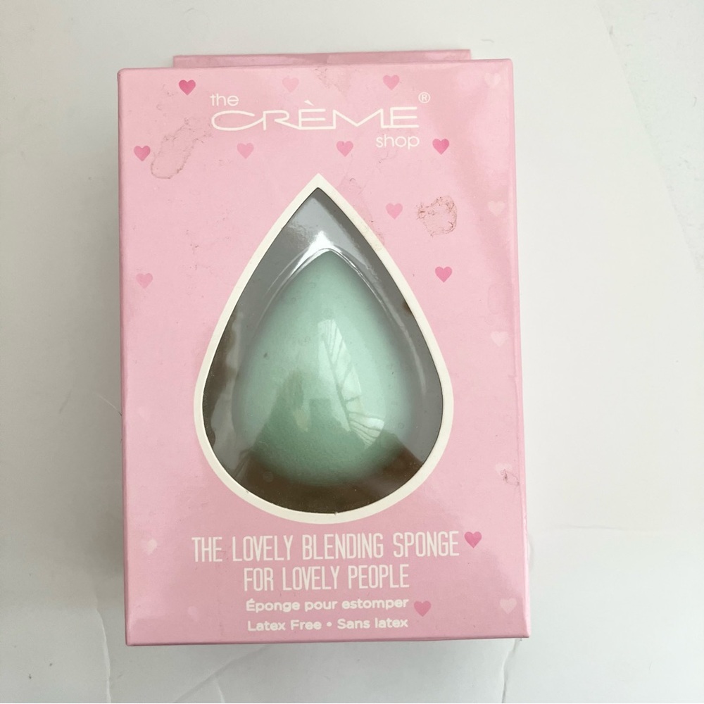 NWT The Crème Shop Blending Sponge